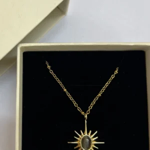 Sun pendant necklace