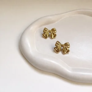 Elegant Bloom Pendant Necklace (Enhance)