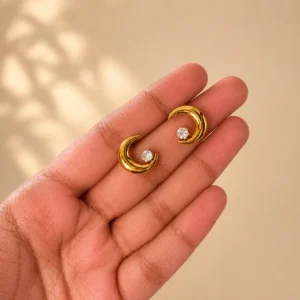 Moon Stud