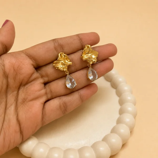 Golden Dewdrop